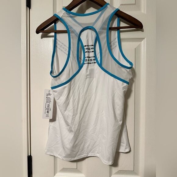 Lucky in Love Vaportex Moisture Wicking Size Large - Picture 5 of 6